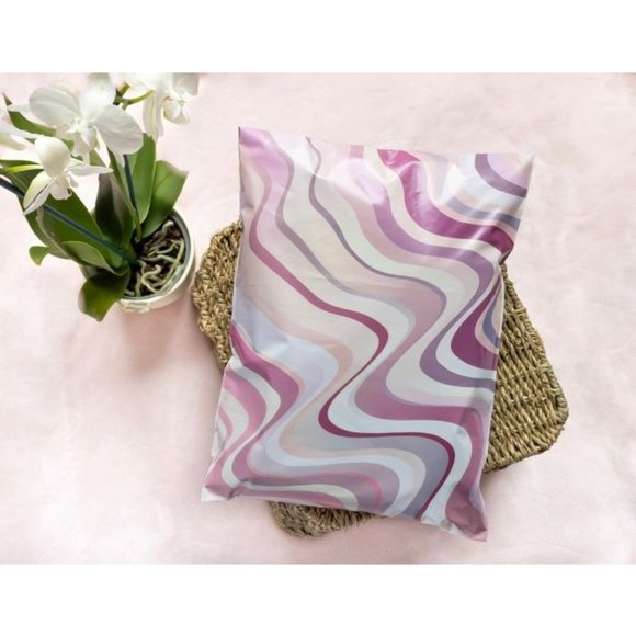 25 10x13 Abstract Swirl Poly Mailers - Picture 2 of 4